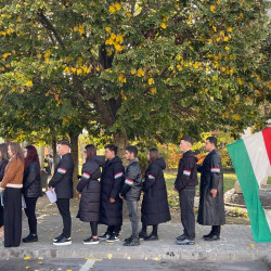 56 os megemlekezes05