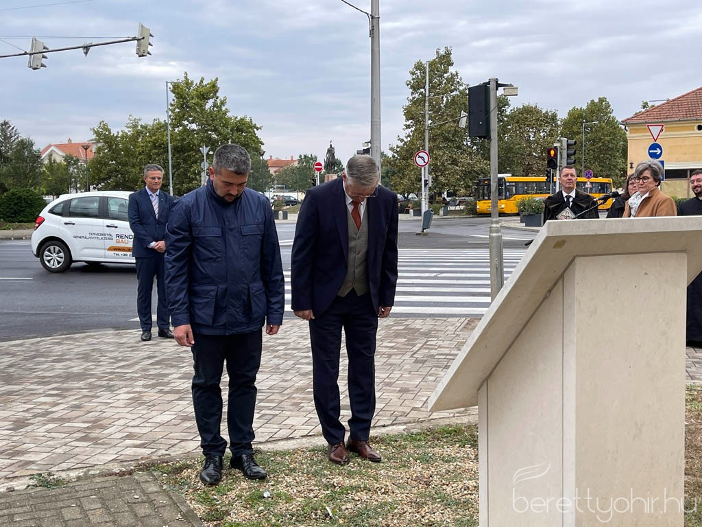 25 bihari szamado napok08 1600 1000 100 wm right bottom 100 berettyohirlogowhitepng