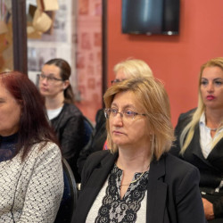 a holokauszt aldozataira emlekeztunk20