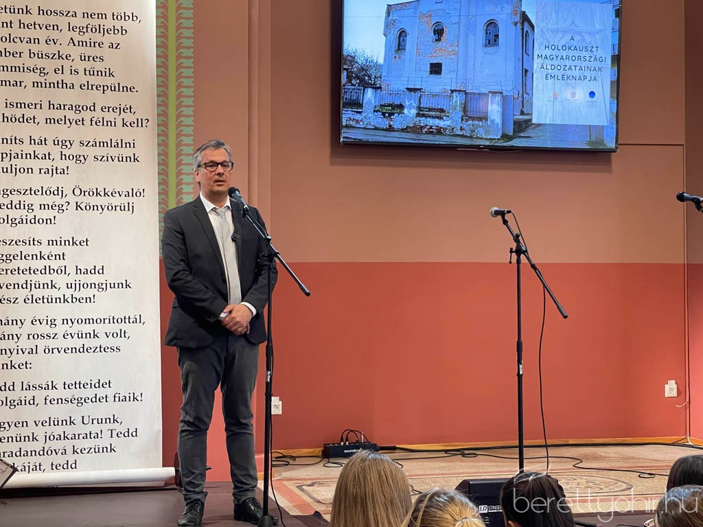 a holokauszt aldozataira emlekeztunk28 1600 1000 100 wm right bottom 100 berettyohirlogowhitepng