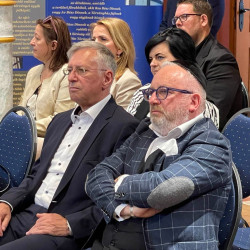 a holokauszt aldozataira emlekeztunk34