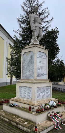 a hosokre emlekeztunk30