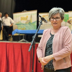 pajtaszinhazi eloadas berettyoujfaluban