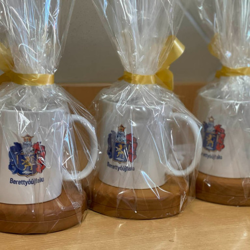 a vedonoket es haziorvosokat koszontottuk