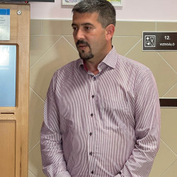 a vedonoket es haziorvosokat koszontottuk