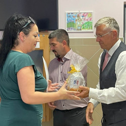 a vedonoket es haziorvosokat koszontottuk