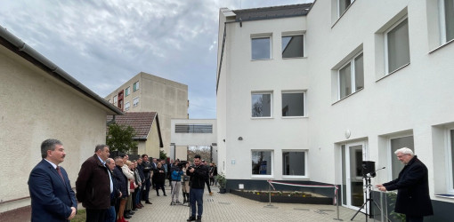 atadtak a vallalkozok hazat