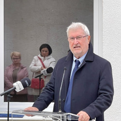 atadtak a vallalkozok hazat