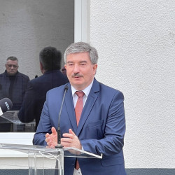 atadtak a vallalkozok hazat