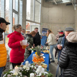 megnyilt az uj piaccsarnok15