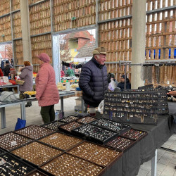 megnyilt az uj piaccsarnok35