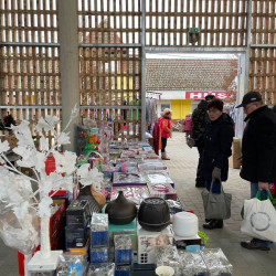 megnyilt az uj piaccsarnok47