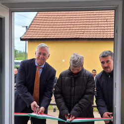 balazs jozsef kozossegi haz08