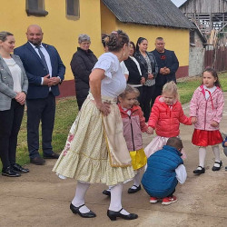 balazs jozsef kozossegi haz11