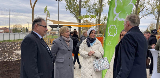 atadtak a befogado jatszoteret01