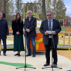 atadtak a befogado jatszoteret19