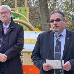 atadtak a befogado jatszoteret20