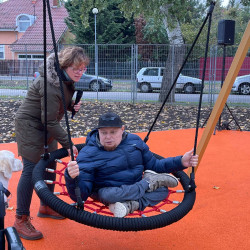 atadtak a befogado jatszoteret36