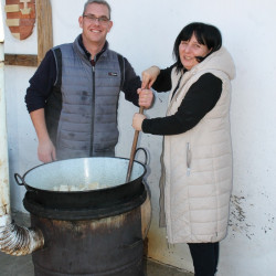 csapatepito disznotor05