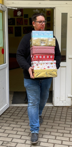 szeretetdoboz beretttyoujfalu23