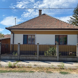elado ingatlan berettyoujfalu belvarosaban02