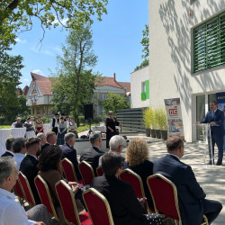 elkeszult a furdoberuhazas berettyoujfaluban