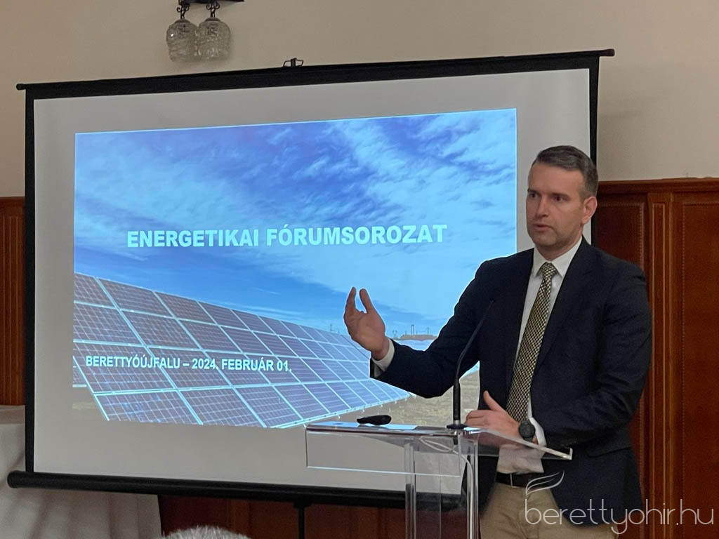 energetikai forum22 1600 1000 100 wm right bottom 100 berettyohirlogowhitepng