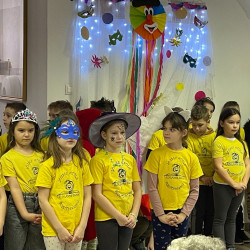 farsangi mulatsag az idosek otthonaban13