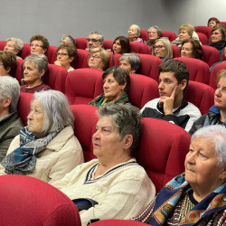 fellobbant a hit langja04