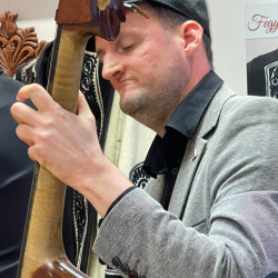 fiatal alkotok biharban