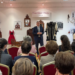 fiatal alkotok biharban