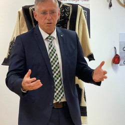 fiatal alkotok biharban