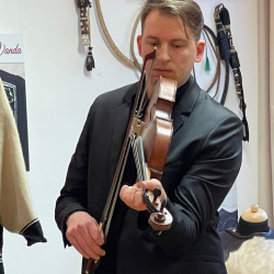 fiatal alkotok biharban