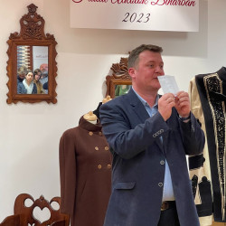 fiatal alkotok biharban