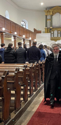 halaado istentisztelet103