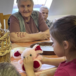 husvet az idosek otthonaban10