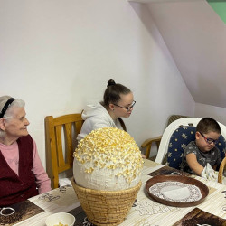 husvet az idosek otthonaban11