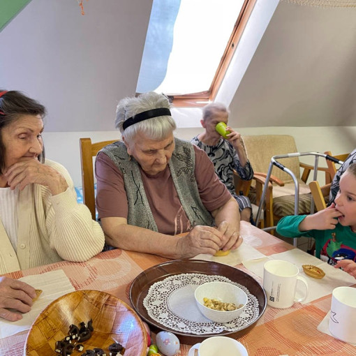 husvet az idosek otthonaban34