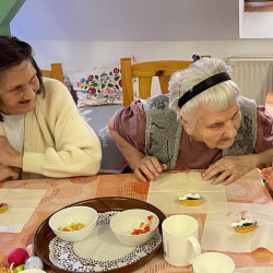 husvet az idosek otthonaban43