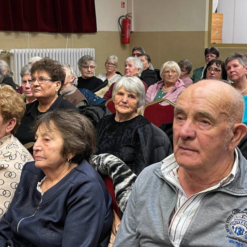 idosek karacsonyi unnepsege12