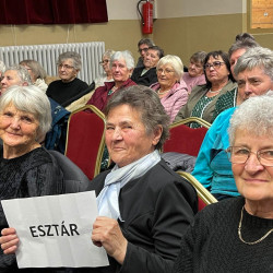 idosek karacsonyi unnepsege13