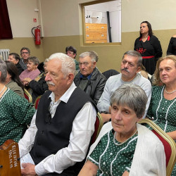 idosek karacsonyi unnepsege15