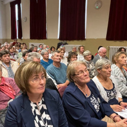 idosek karacsonyi unnepsege25