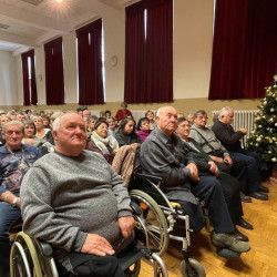 idosek karacsonyi unnepsege29