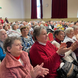 idosek karacsonyi unnepsege38