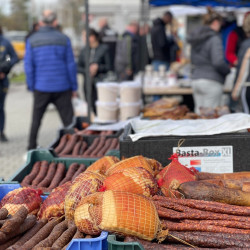 ujra tama termeloi vasar