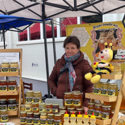 ujra tama termeloi vasar