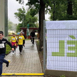 iii. tama varosnapi futas064