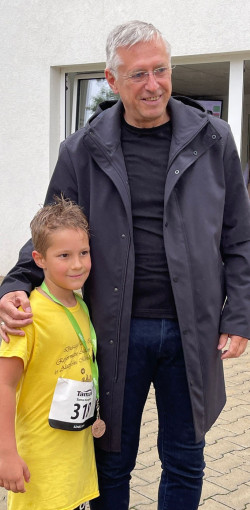 iii. tama varosnapi futas094