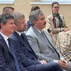 iskolafelujitas mikepercsen48